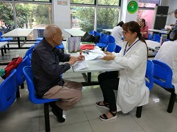 以党心聚众心，以众心赢民心--记bevictor伟德员工党支部毕业季志愿活动